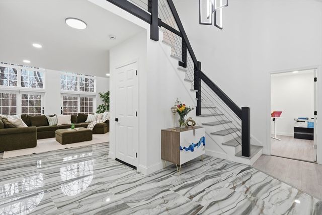 30 Anne Rd, North Andover, MA 01845