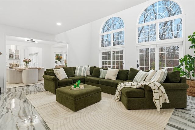 30 Anne Rd, North Andover, MA 01845
