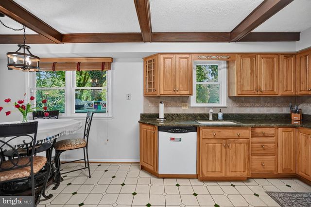 5928 GRACE LEE AVE, Sykesville, MD 21784