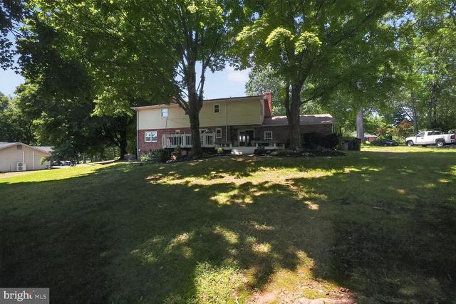5928 GRACE LEE AVE, Sykesville, MD 21784