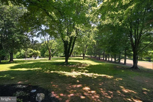 5928 GRACE LEE AVE, Sykesville, MD 21784