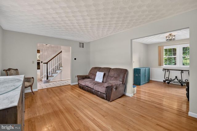 5928 GRACE LEE AVE, Sykesville, MD 21784