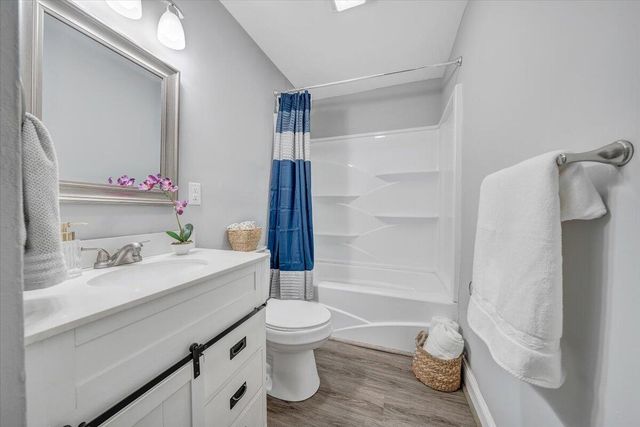 1638 Norris DR, Roanoke, VA 24017