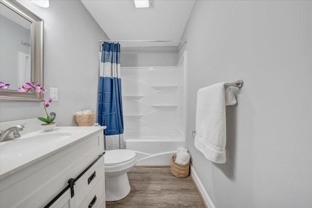 1638 Norris DR, Roanoke, VA 24017