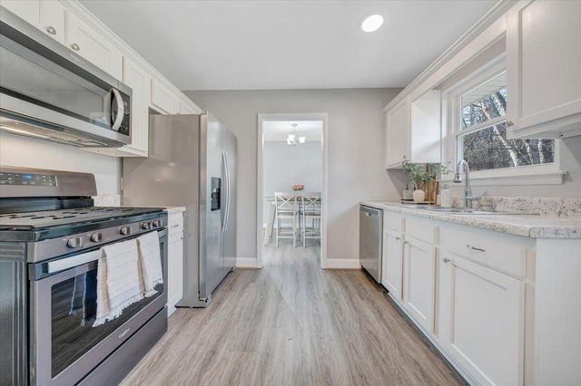 1638 Norris DR, Roanoke, VA 24017