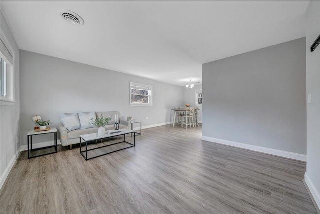 1638 Norris DR, Roanoke, VA 24017