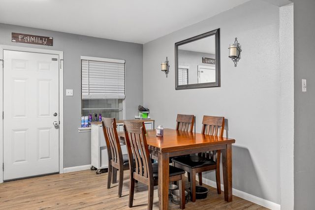 708 Bluebonnet Dr, Kerrville, TX 78028