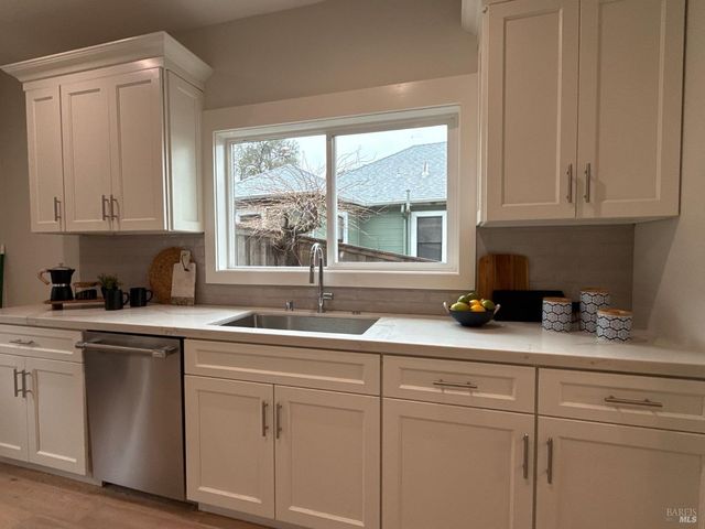 1008 Evans Ave, Napa, CA 94559