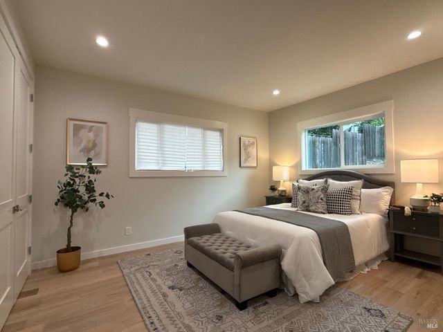 1008 Evans Ave, Napa, CA 94559