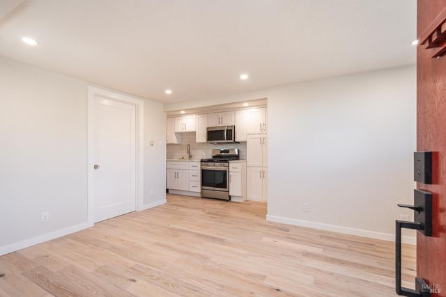 1008 Evans Ave, Napa, CA 94559