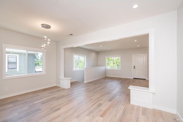 1008 Evans Ave, Napa, CA 94559