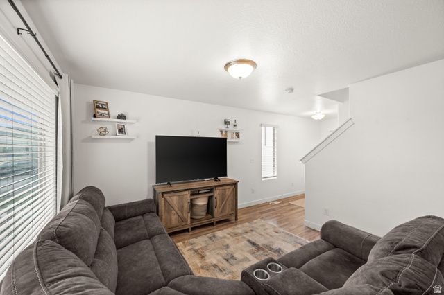 217 E HUMMINGBIRD CT, Saratoga Springs, UT 84045