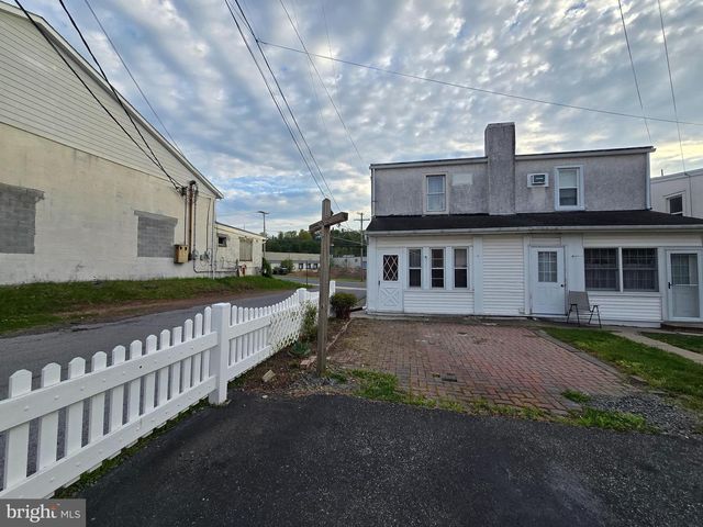 43 E 2ND ST, Boyertown, PA 19512