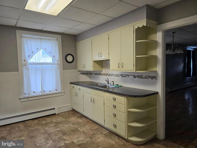 43 E 2ND ST, Boyertown, PA 19512