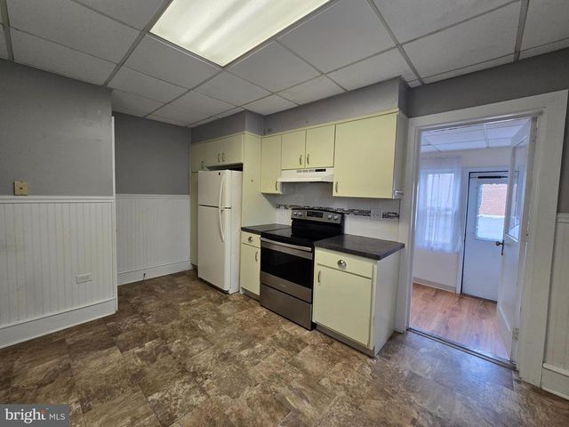 43 E 2ND ST, Boyertown, PA 19512