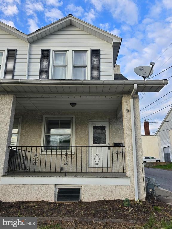 43 E 2ND ST, Boyertown, PA 19512