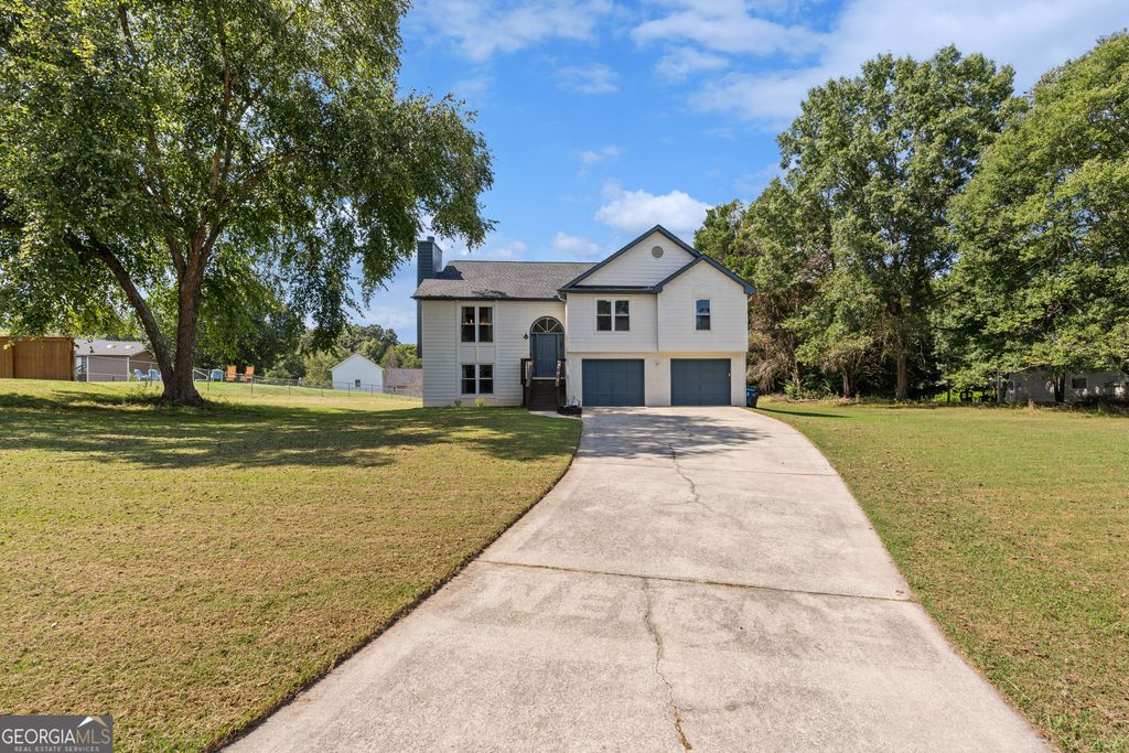 4650 Wheeler Creek Drive, Hoschton, GA 30548