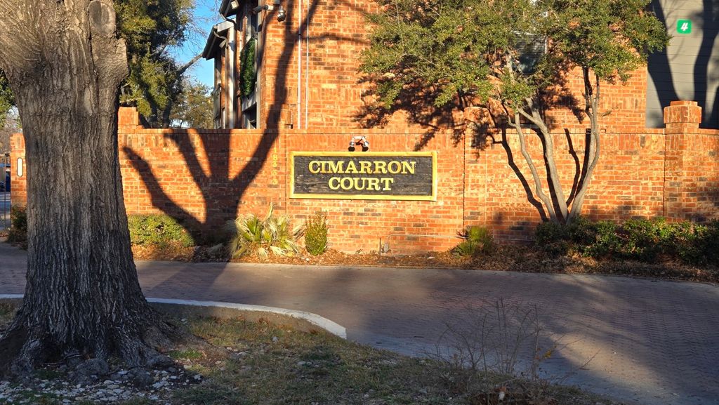 18333 Roehampton Drive 1028, Dallas, TX 75252