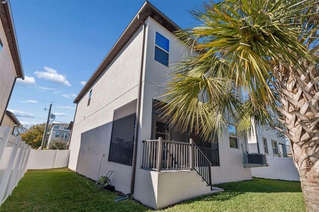 7704 S OBRIEN STREET, Tampa, FL 33616