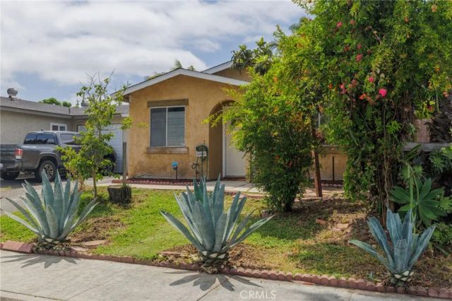 289 Lustrosos Street, Oceanside, CA 92057