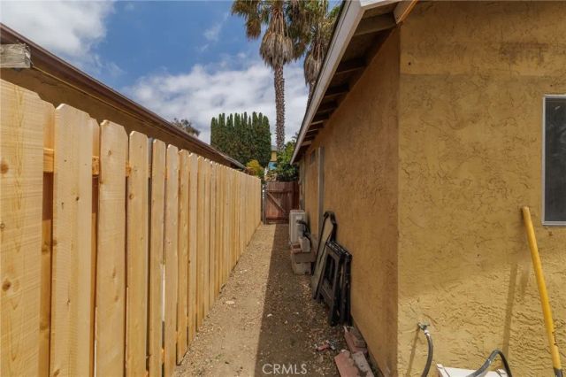 289 Lustrosos Street, Oceanside, CA 92057
