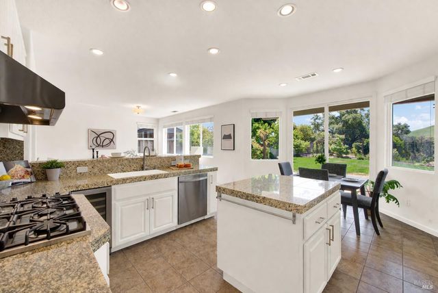 2627 Feldspar Ct, Vallejo, CA 94591