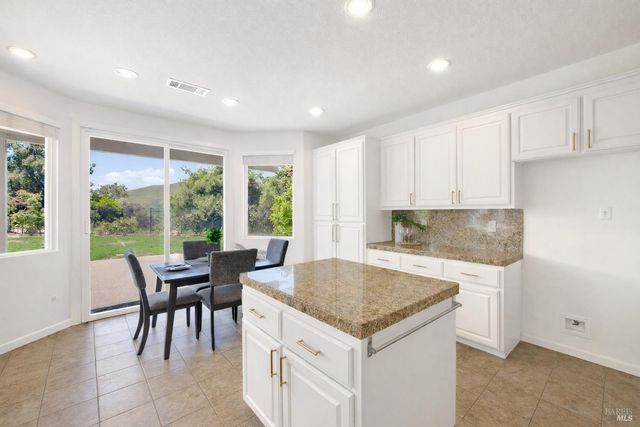 2627 Feldspar Ct, Vallejo, CA 94591