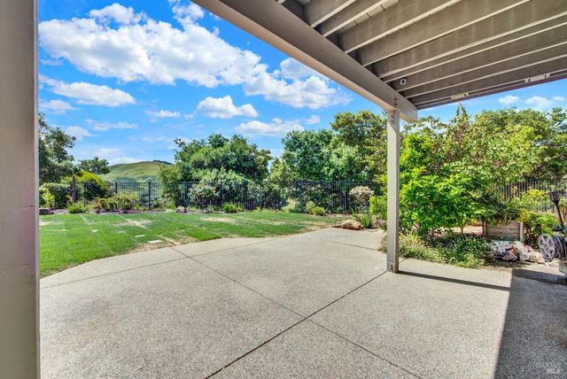 2627 Feldspar Ct, Vallejo, CA 94591