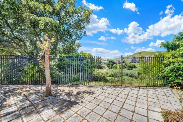 2627 Feldspar Ct, Vallejo, CA 94591