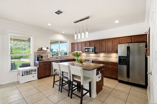 21411 La Pena Dr, San Antonio, TX 78258