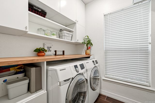 21411 La Pena Dr, San Antonio, TX 78258