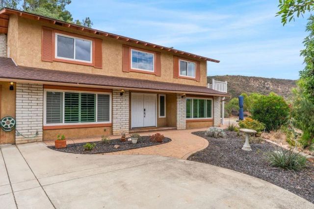 26337 Sky Drive, Escondido, CA 92026