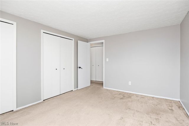 11856 Harbour Light Drive, North Royalton, OH 44133