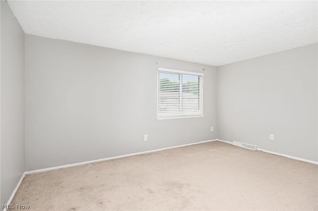 11856 Harbour Light Drive, North Royalton, OH 44133