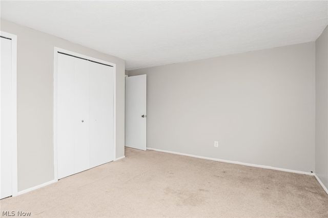11856 Harbour Light Drive, North Royalton, OH 44133