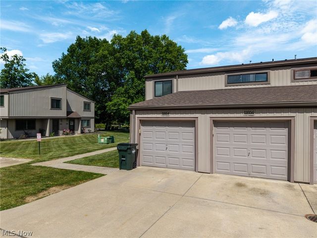 11856 Harbour Light Drive, North Royalton, OH 44133