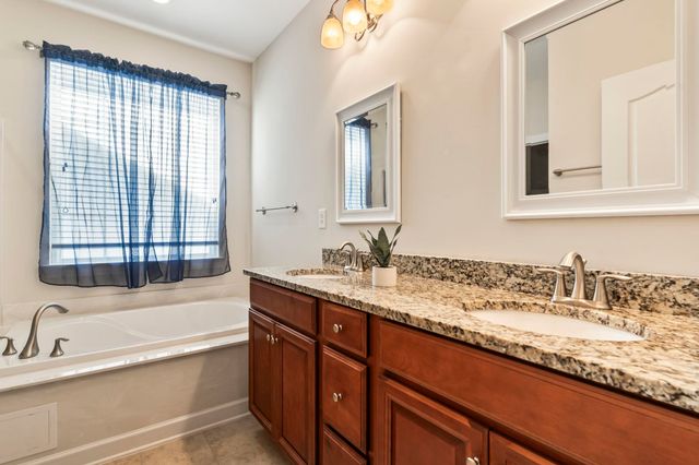 1429 Thames Ct., Myrtle Beach, SC 29577