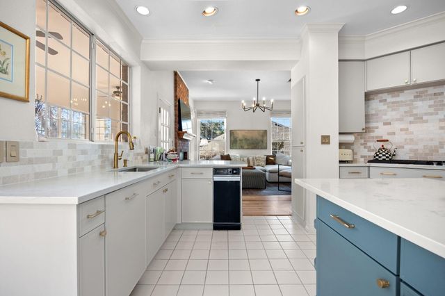 6501 Staghorn CV, Austin, TX 78759