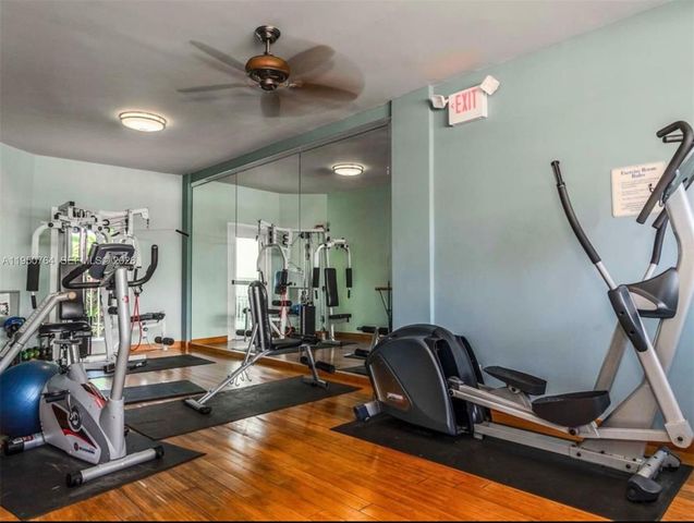 3250 NE 28th St 403, Fort Lauderdale, FL 33308