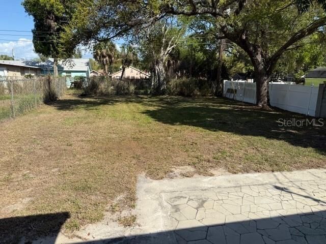 2020 13TH STREET S, St Petersburg, FL 33705