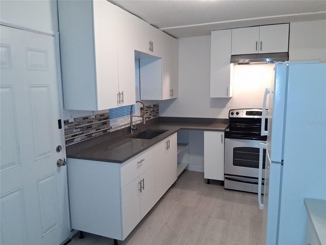 2020 13TH STREET S, St Petersburg, FL 33705