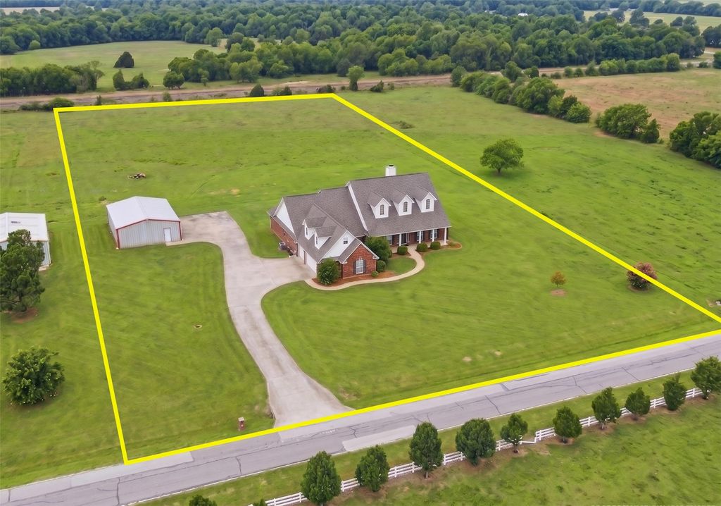 13313 Willow Creek Drive, Haslet, TX 76052