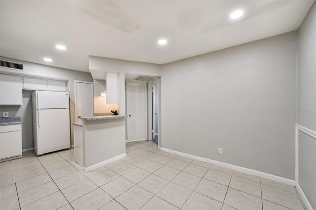 10811 Richmond Avenue 65, Houston, TX 77042