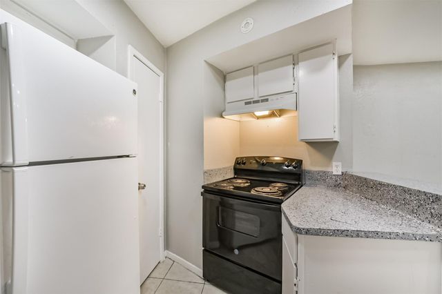 10811 Richmond Avenue 65, Houston, TX 77042