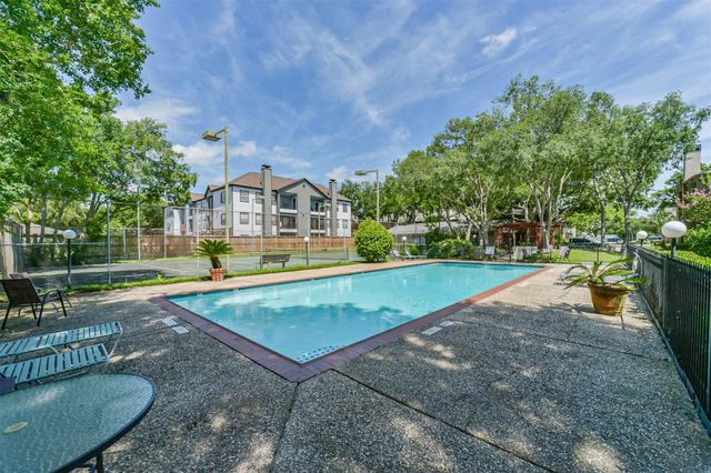 10811 Richmond Avenue 65, Houston, TX 77042