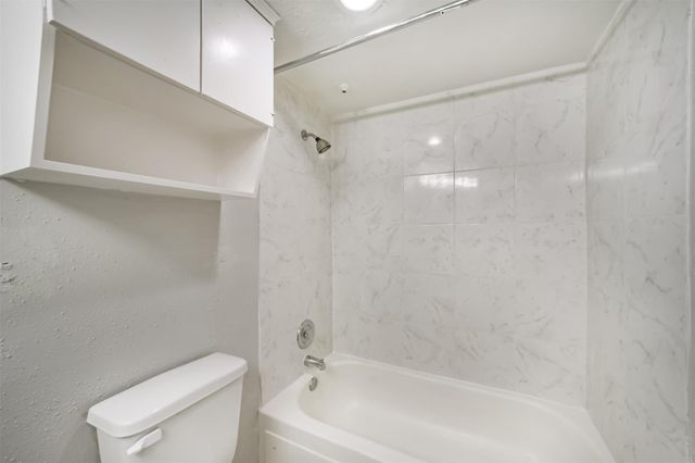 10811 Richmond Avenue 65, Houston, TX 77042