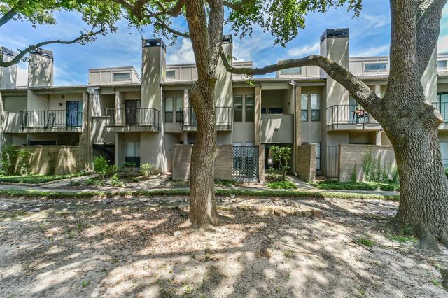 10811 Richmond Avenue 65, Houston, TX 77042