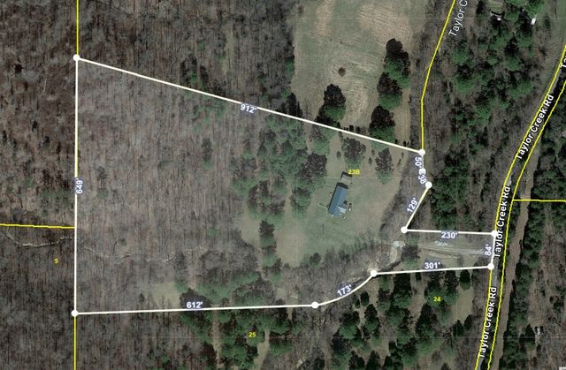 7021 Taylor Creek Loop, Nunnelly, TN 37137