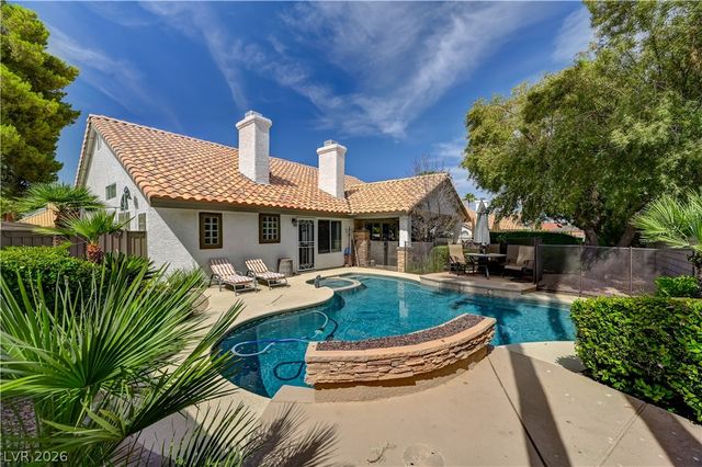 9505 Treasure Beach Court, Las Vegas, NV 89117