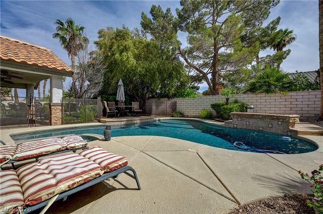 9505 Treasure Beach Court, Las Vegas, NV 89117